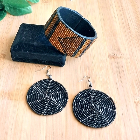 No Brand Jewelry - 2PC Beautiful Kenyan Beaded Bracelet Set